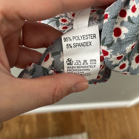 Floral skirt - Picture 5 of 5